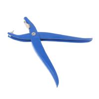 Прибор для установки ушной бирки ПУУМ  Прибор для установки ушной бирки ПУУМ